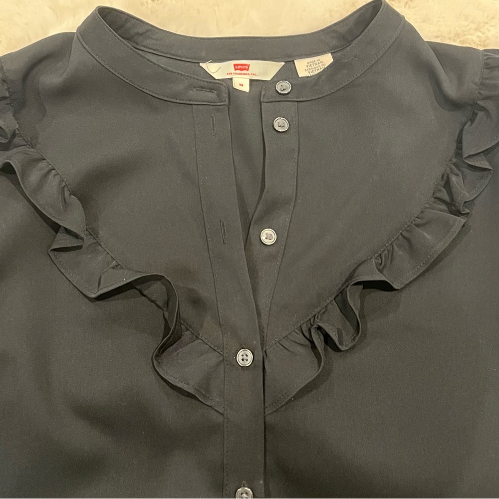 Levi’s Ruffled Button Front Blouse Size M - Picture 5 of 8